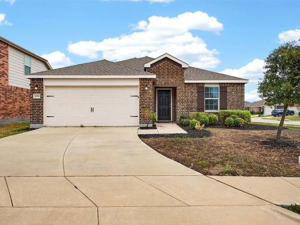 1019 Callahan Drive, Forney, TX 75126
