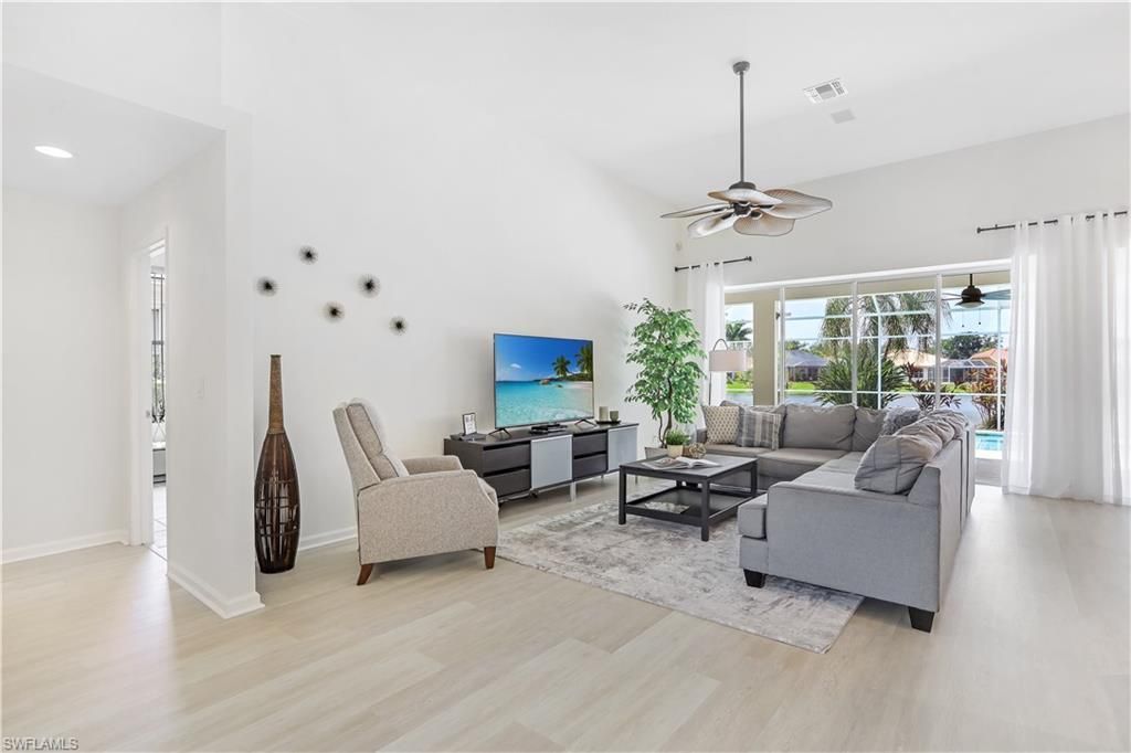 7699 Groves Rd, Naples, FL 34109 Photo