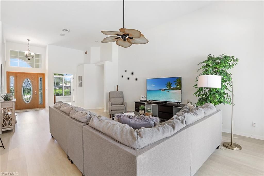 7699 Groves Rd, Naples, FL 34109 Photo