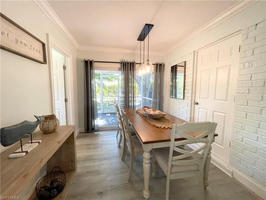 905 13th St N, Naples, FL 34102 Photo