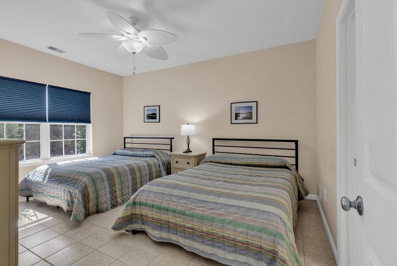 4542 Girvan Dr.  Photo 13