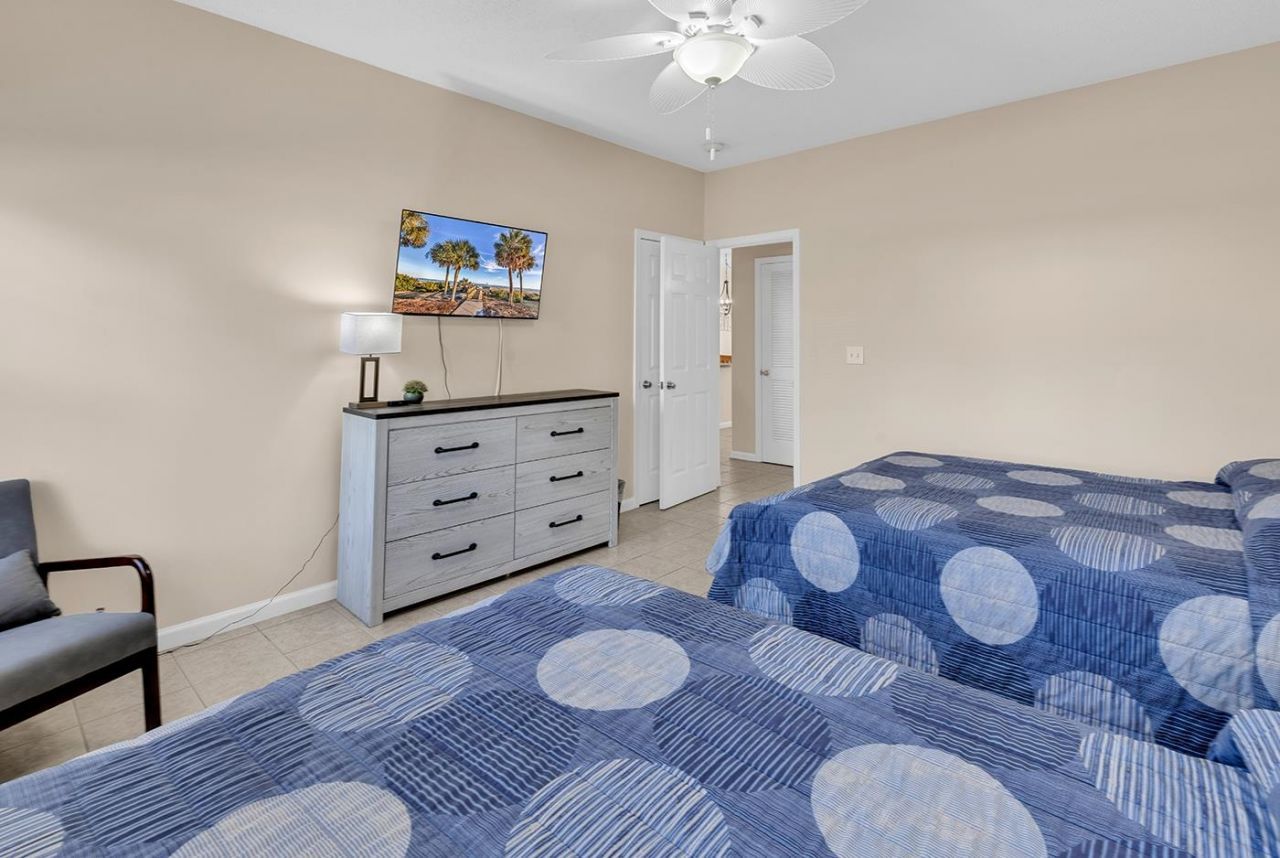 4542 Girvan Dr.  Photo 20