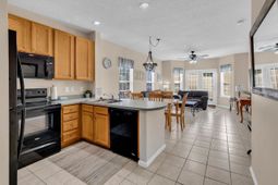 4542 Girvan Dr.  photo 4