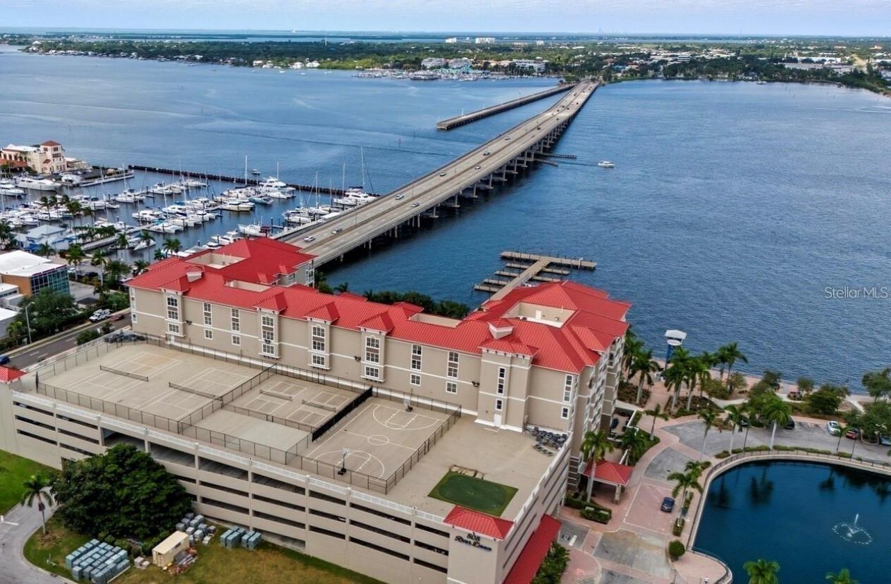 808 3rd Avenue W, Unit 212, Bradenton, FL 34205 Photo