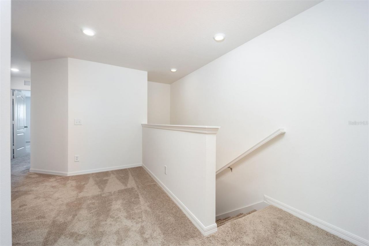 690 Poppy Lane, Dundee, FL 33838 Photo