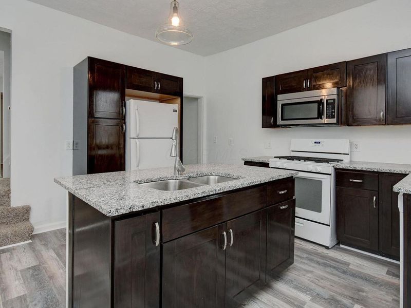 683 S Champion Avenue , Unit 683, Columbus, OH 43205 Photo 10