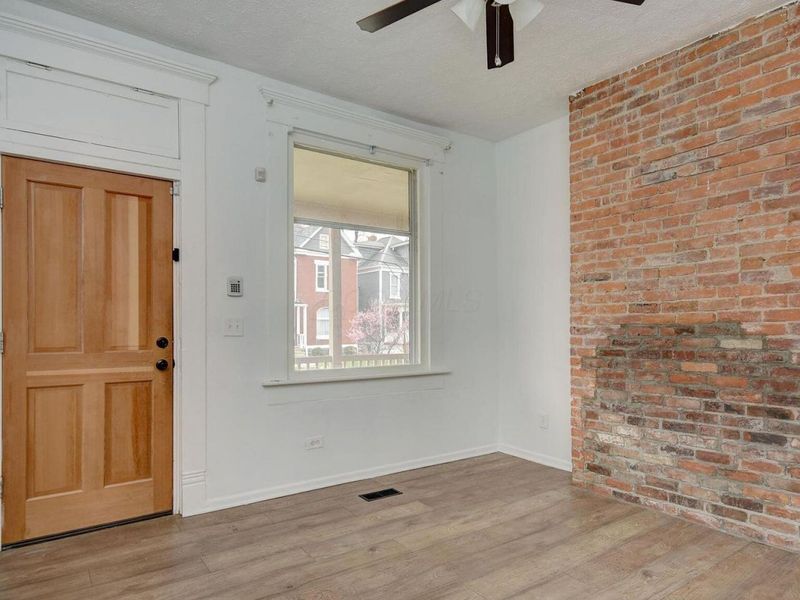 683 S Champion Avenue , Unit 683, Columbus, OH 43205 Photo 2