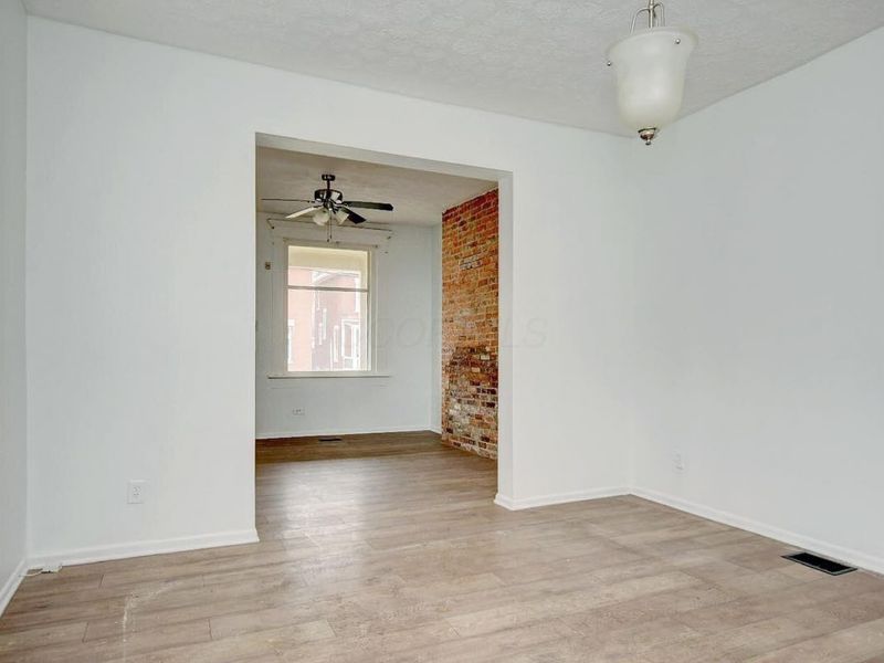 683 S Champion Avenue , Unit 683, Columbus, OH 43205 Photo 5