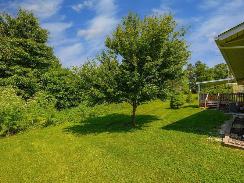 164 Licking View Drive, Heath, OH 43056 Photo 12
