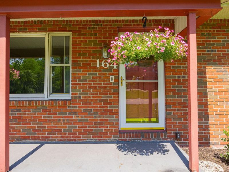 164 Licking View Drive, Heath, OH 43056 Photo 2