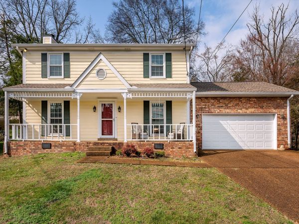 912 Flintlock Pl, Nashville, TN 37217