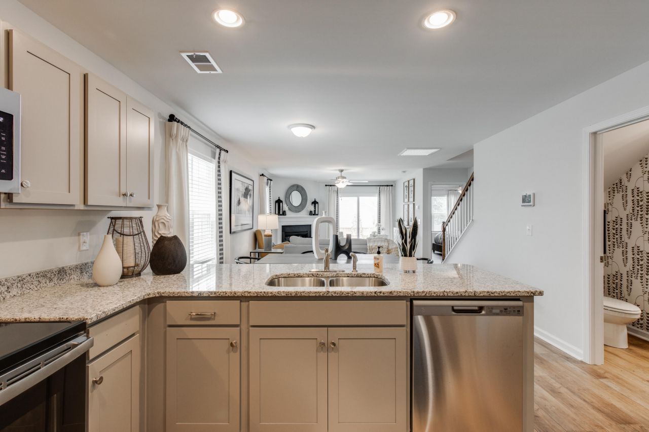 109 Old Creek Court Photo 11