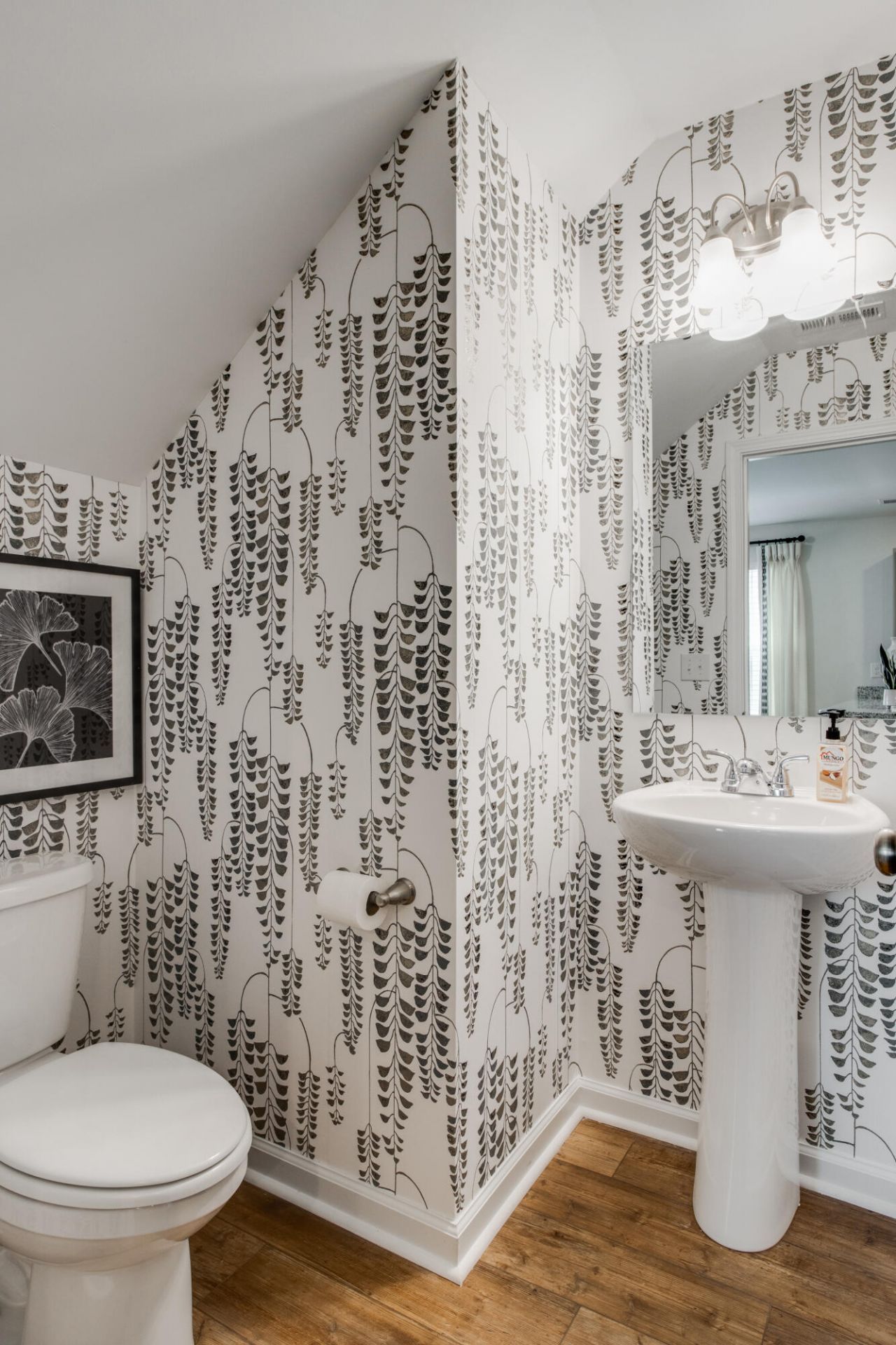 109 Old Creek Court Photo 13