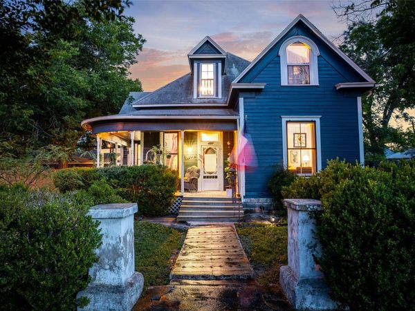 409 W Clark ST , Bartlett, TX 76511