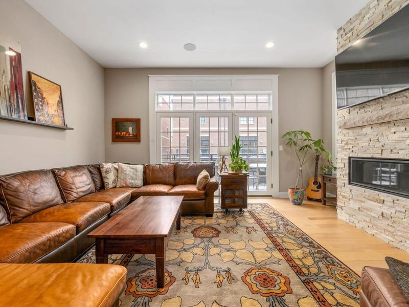 904 S Front Street, Columbus, OH 43206 Photo 13