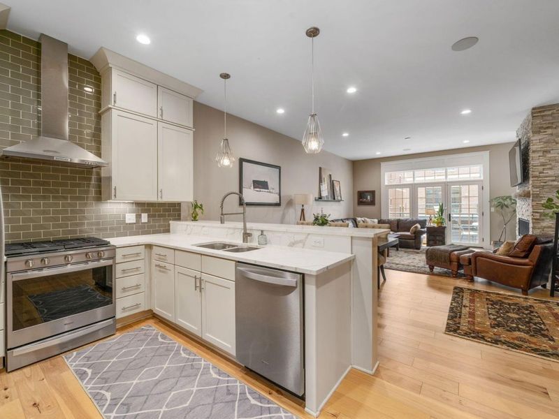 904 S Front Street, Columbus, OH 43206 Photo 22