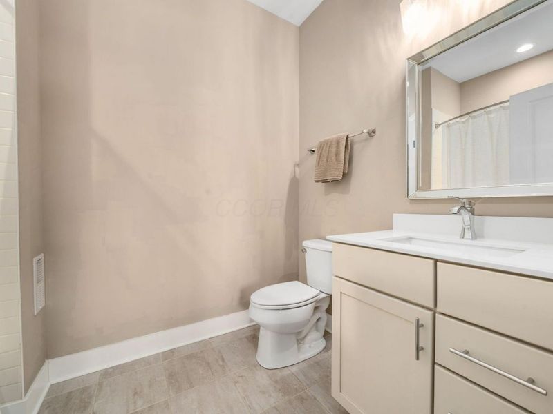 904 S Front Street, Columbus, OH 43206 Photo 47