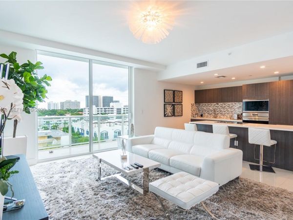 1150 102nd St , Unit 702, Bay Harbor Islands, FL 33154