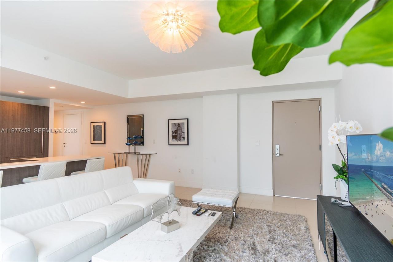 1150 102nd St , Unit 702, Bay Harbor Islands, FL 33154 Photo