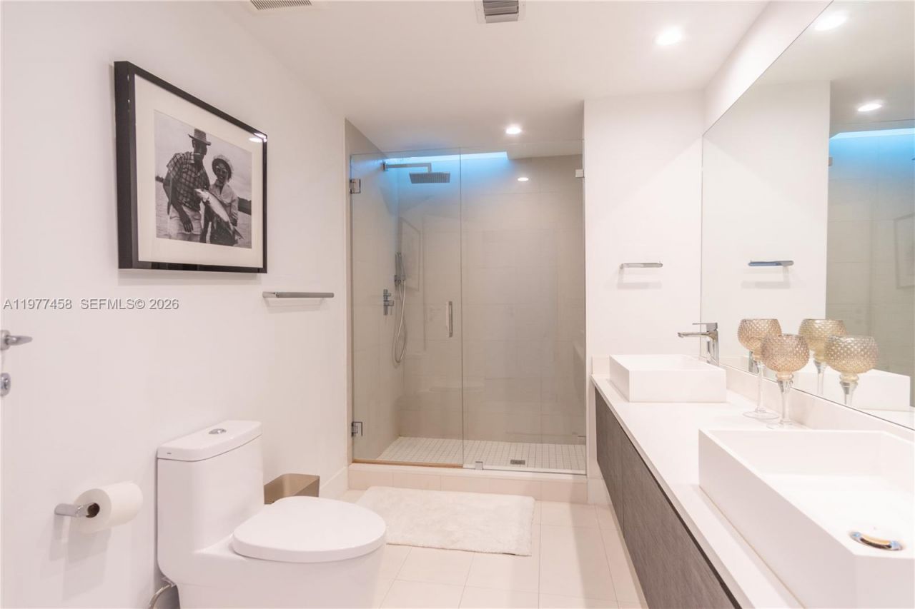 1150 102nd St , Unit 702, Bay Harbor Islands, FL 33154 Photo