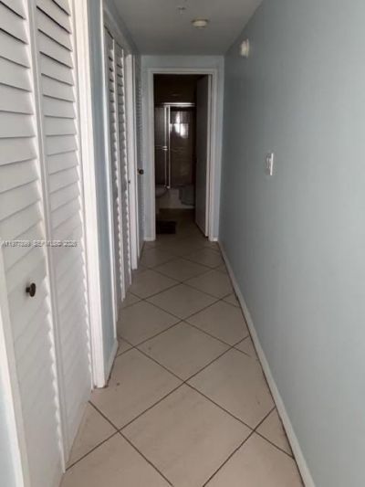 5601 Collins Ave , Unit 505, Miami Beach, FL 33140 Photo