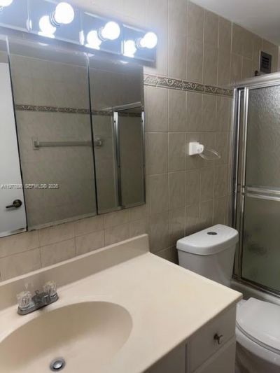 5601 Collins Ave , Unit 505, Miami Beach, FL 33140 Photo