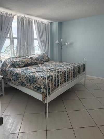 5601 Collins Ave , Unit 505, Miami Beach, FL 33140 Photo