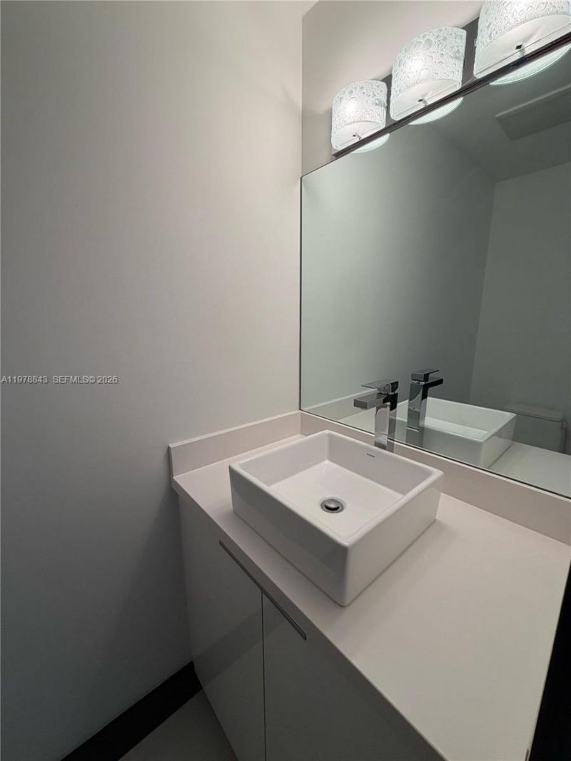 2699 Tigertail Ave, Unit 14, Miami, FL 33133 Photo