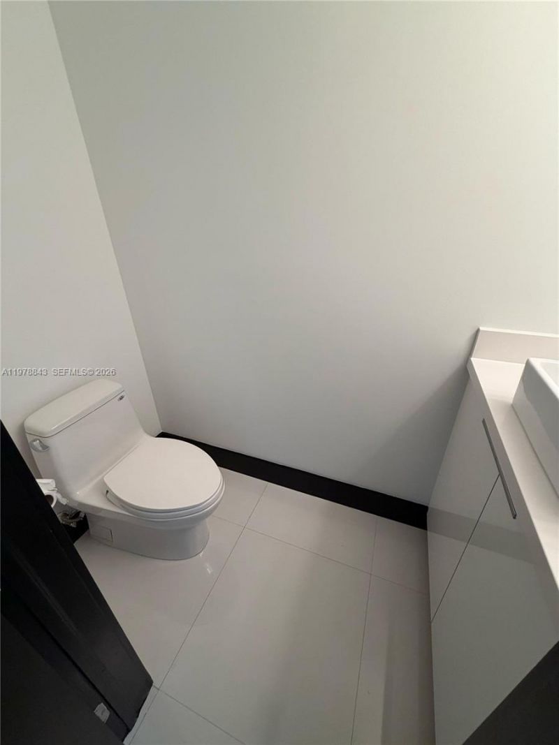 2699 Tigertail Ave, Unit 14, Miami, FL 33133 Photo