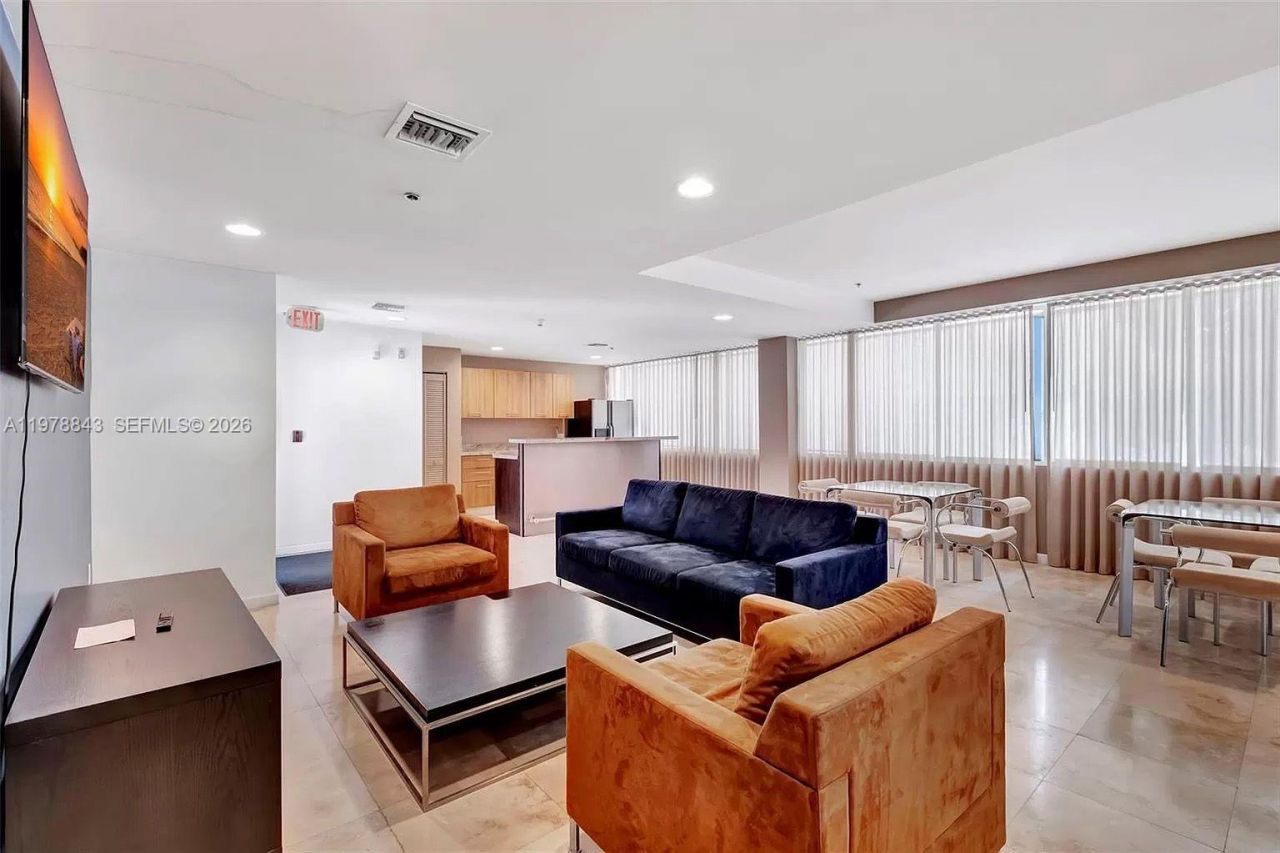 2699 Tigertail Ave, Unit 14, Miami, FL 33133 Photo