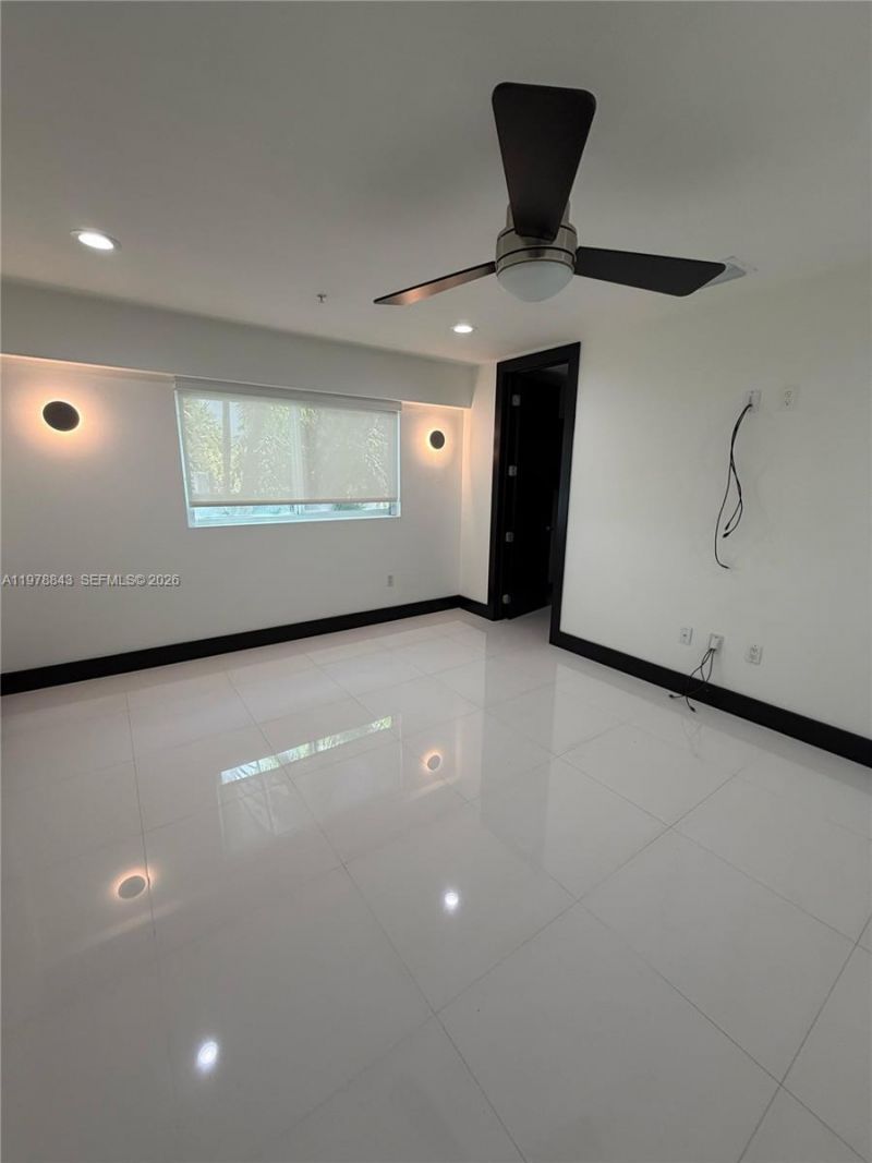 2699 Tigertail Ave, Unit 14, Miami, FL 33133 Photo