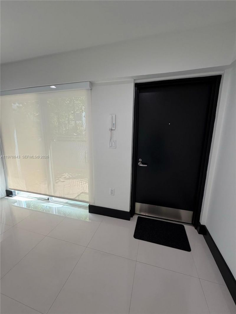 2699 Tigertail Ave, Unit 14, Miami, FL 33133 Photo