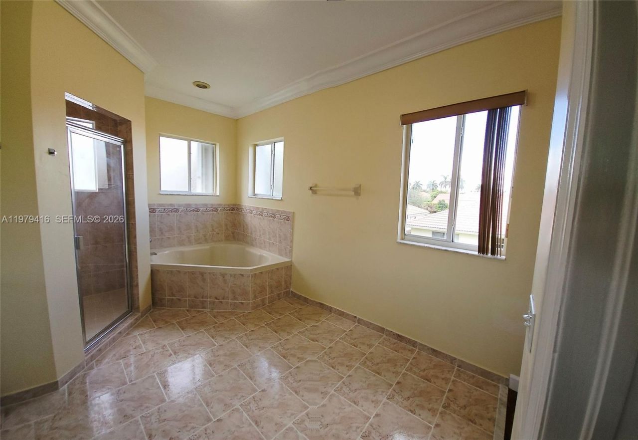 2864 SW 138th Path, Miami, FL 33175 Photo