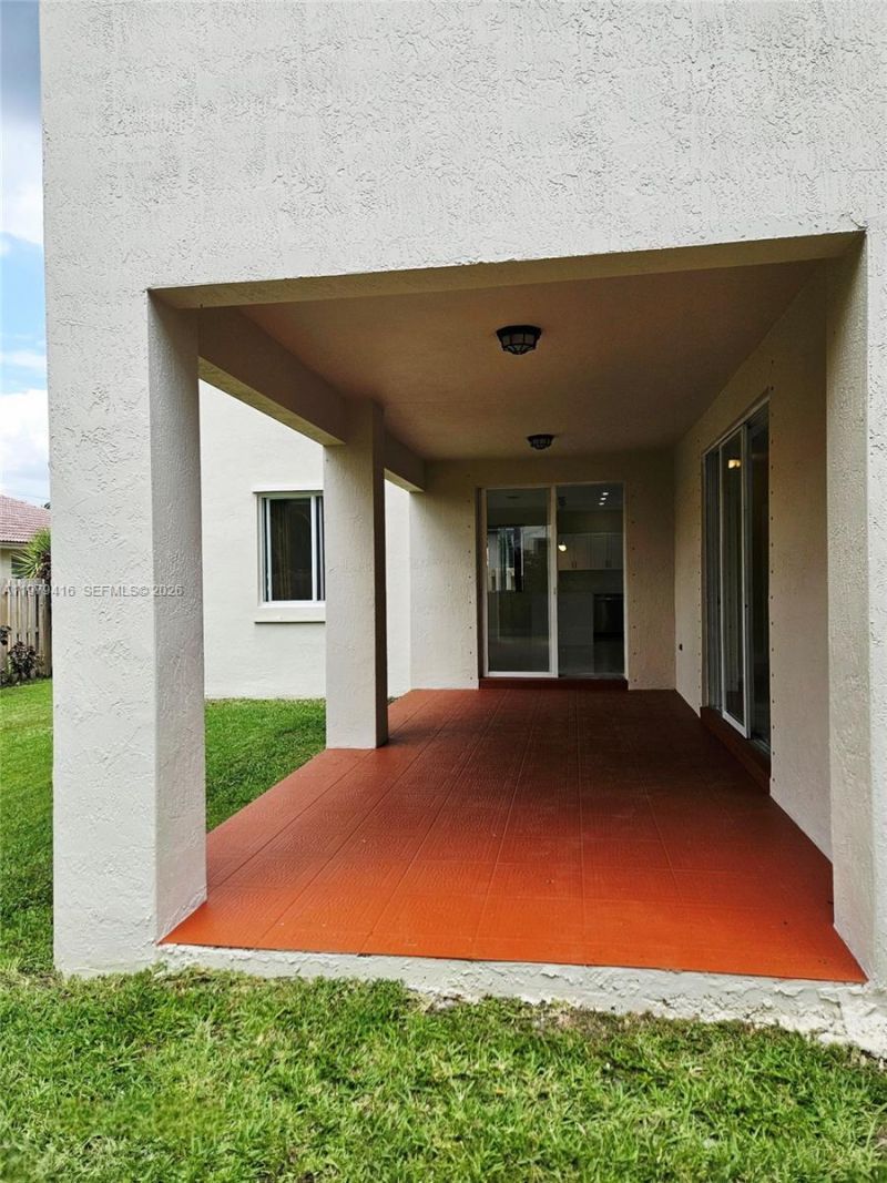 2864 SW 138th Path, Miami, FL 33175 Photo