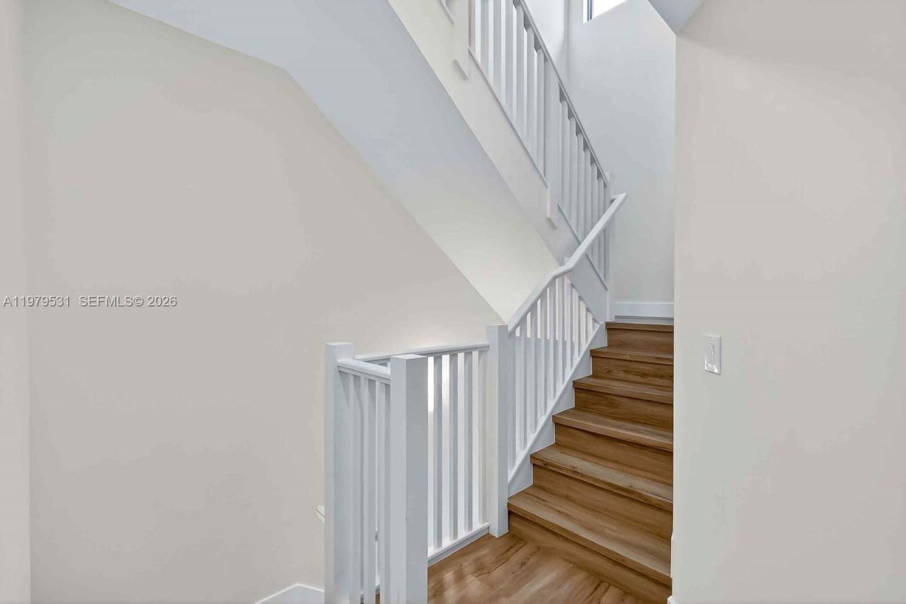 4426 NW 83rd Pkwy , Unit ., Doral, FL 33166 Photo