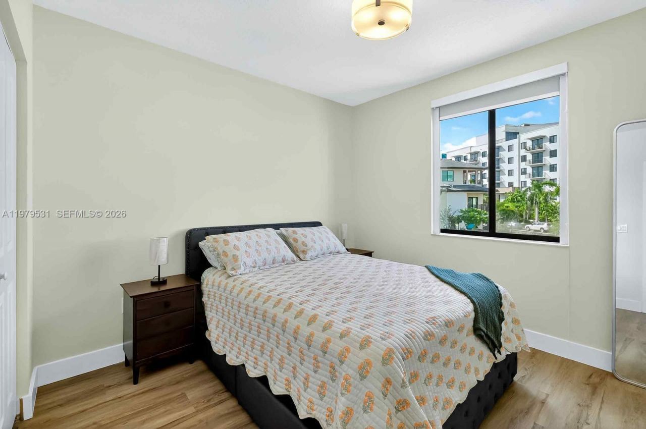 4426 NW 83rd Pkwy , Unit ., Doral, FL 33166 Photo