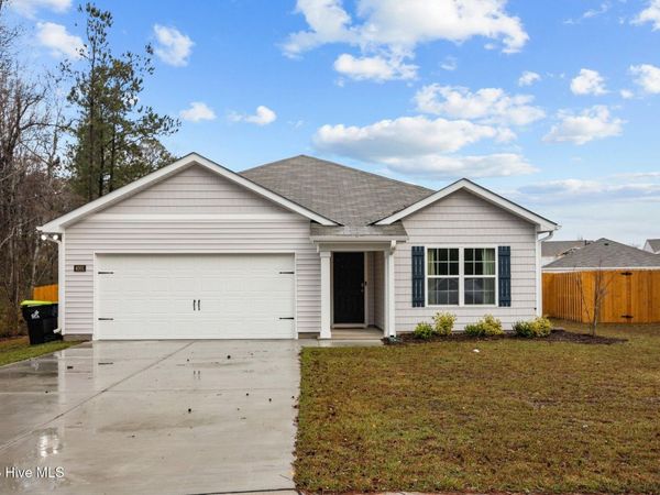 4001 Madeline Farm Boulevard , New Bern, NC 28560