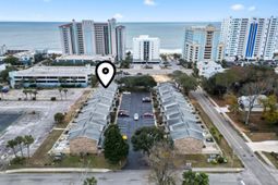 210 25th Ave. S photo 4