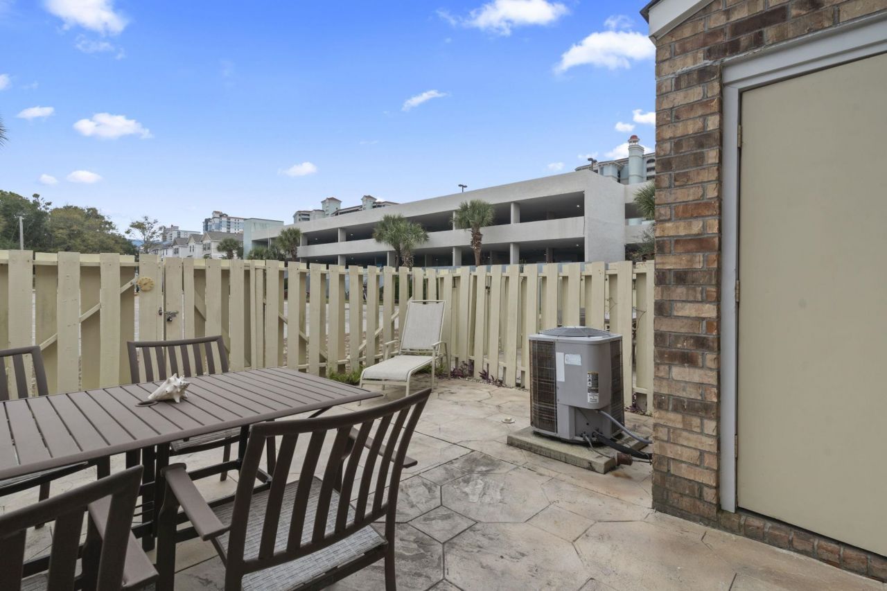 210 25th Ave. S Photo 21