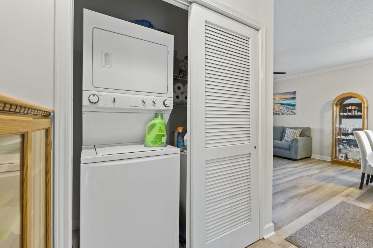 805 Crumpet Ct. Photo 12