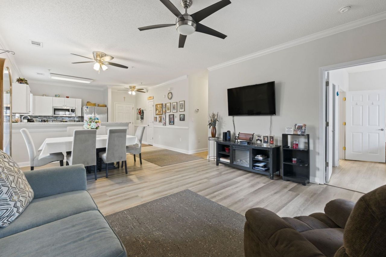 805 Crumpet Ct. Photo 16