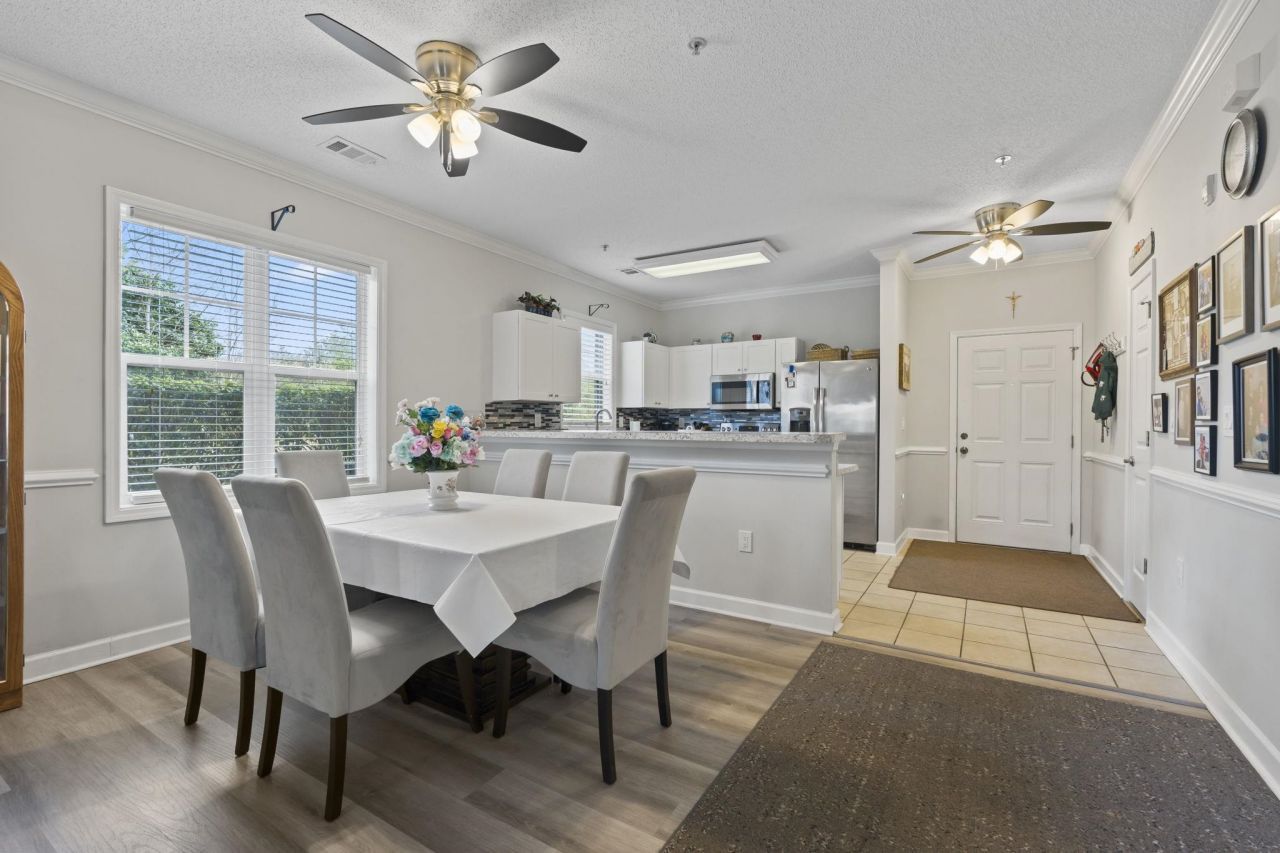 805 Crumpet Ct. Photo 8