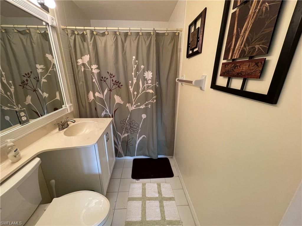 1070 Woodshire Ln, Unit E204, Naples, FL 34105 Photo