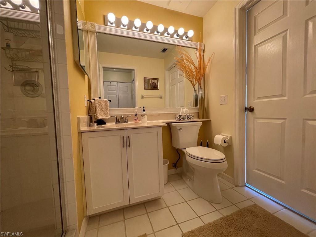 1070 Woodshire Ln, Unit E204, Naples, FL 34105 Photo