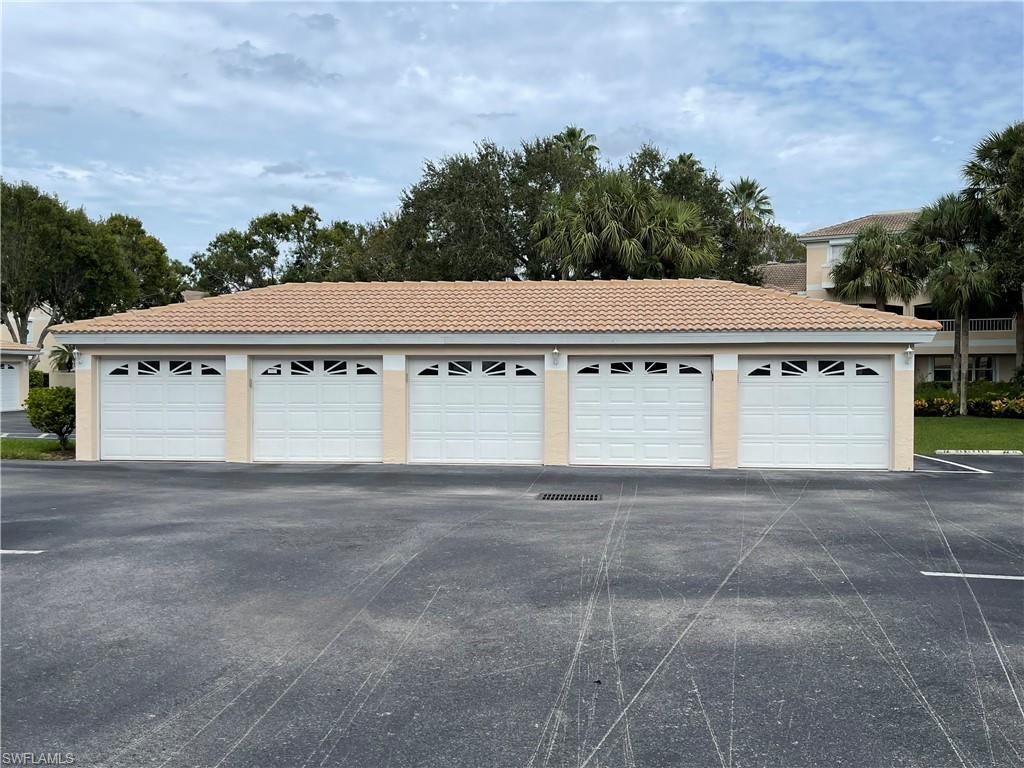 1070 Woodshire Ln, Unit E204, Naples, FL 34105 Photo
