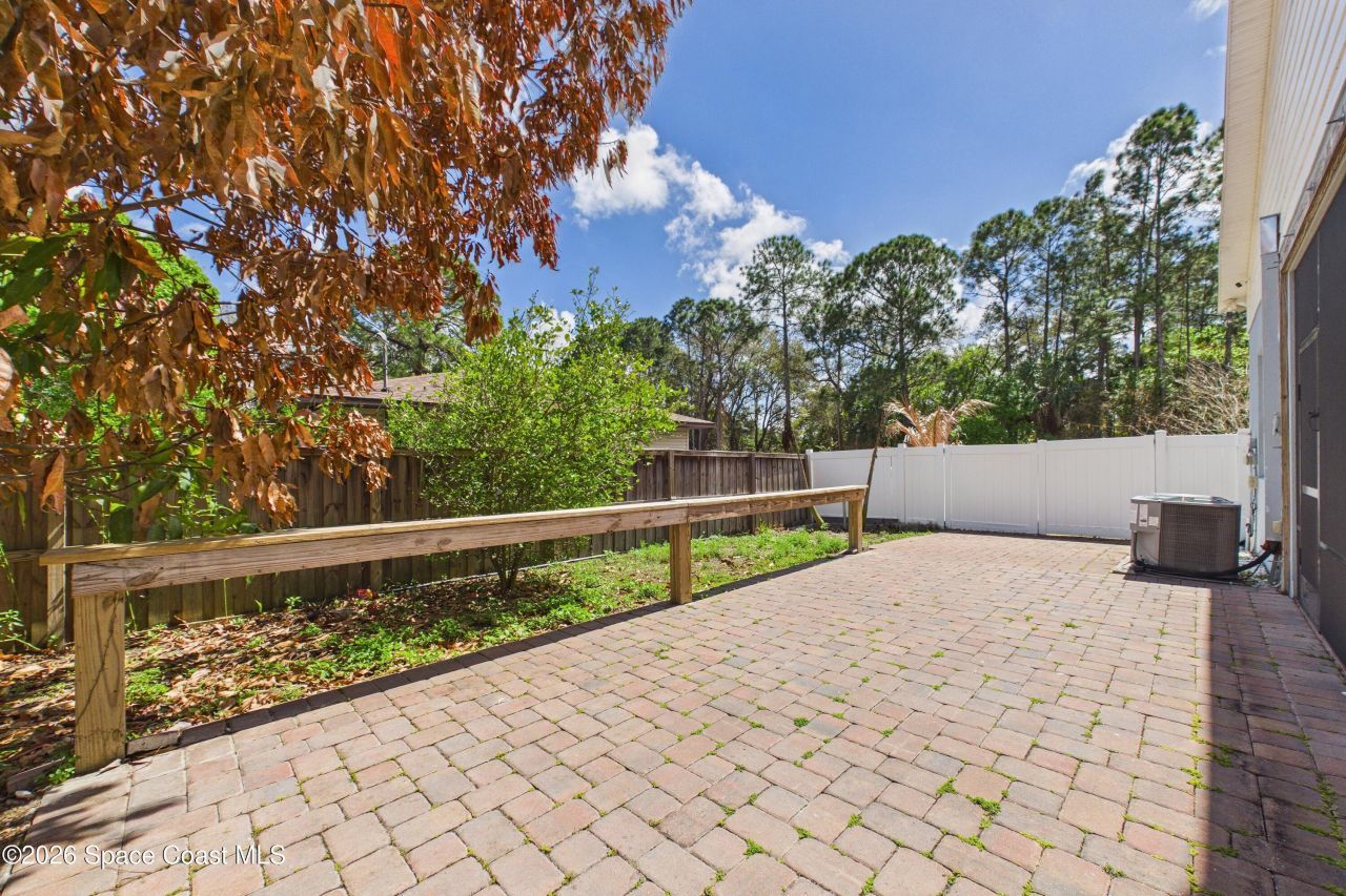 757 Donau Avenue Nw, Palm Bay, FL 32907 Photo