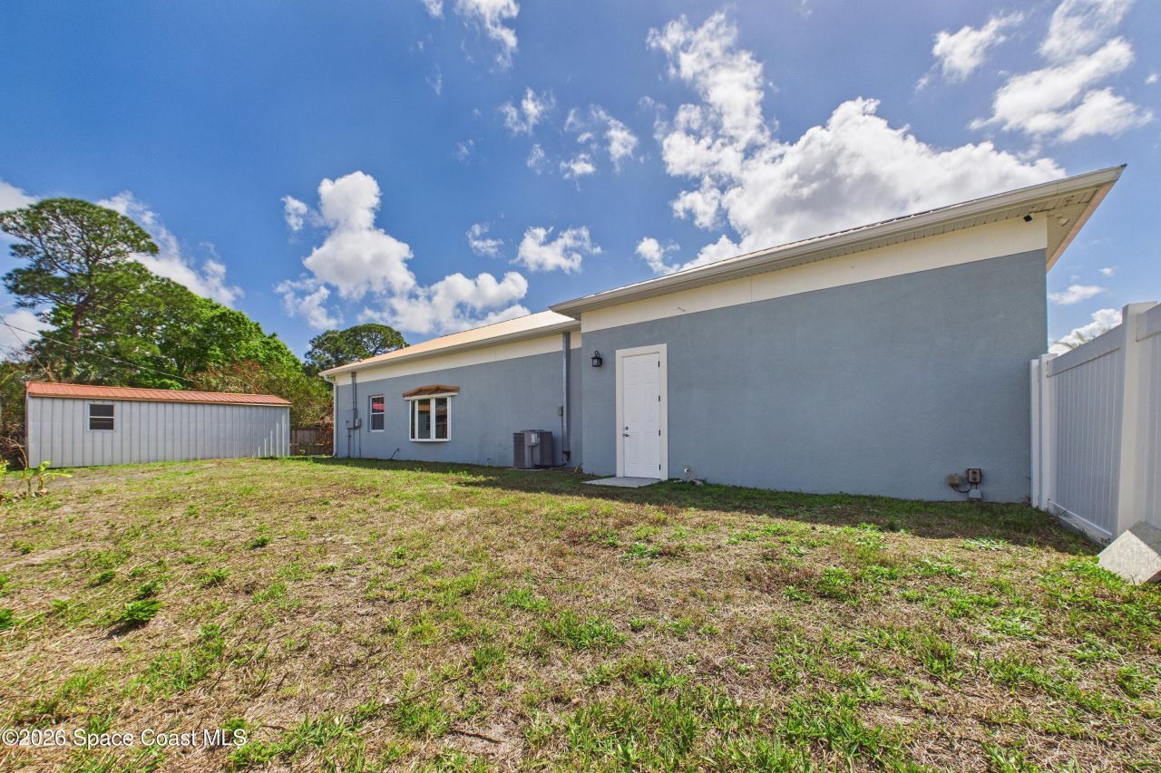 757 Donau Avenue Nw, Palm Bay, FL 32907 Photo