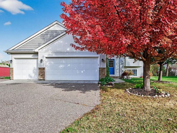 727 7th Street N, Montrose, MN 55363