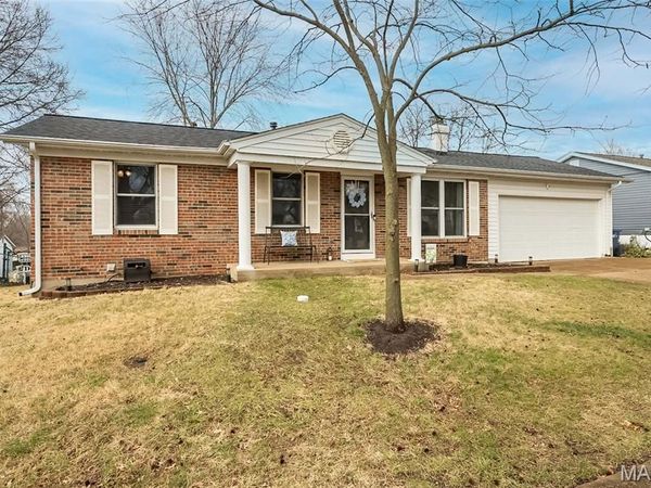1237 Trails Drive, Fenton, MO 63026