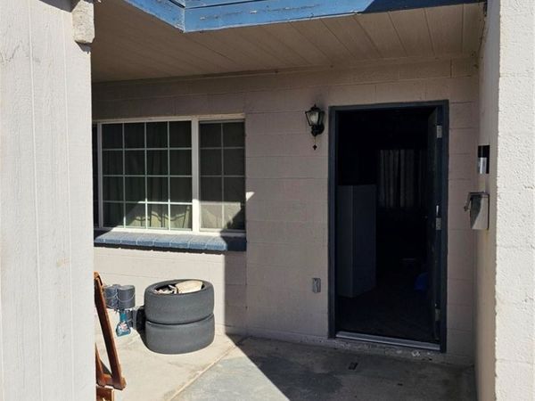 1074 King Richard Avenue, Las Vegas, NV 89119